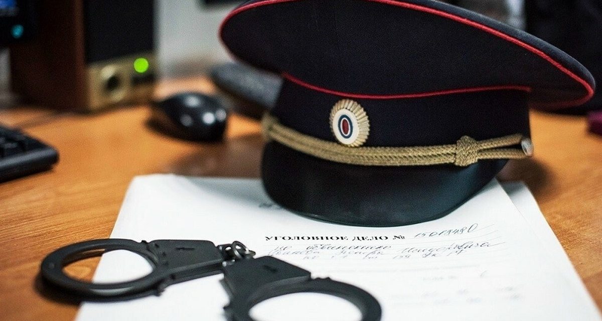 Жительница Грозного тайком вытащила 7 000 рублей из кошелька у пруда и призналась