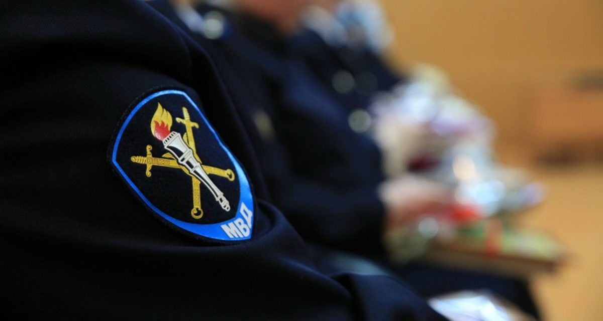 Жительница Шали заняла 15 тысяч рублей на долг в магазине и не вернула их